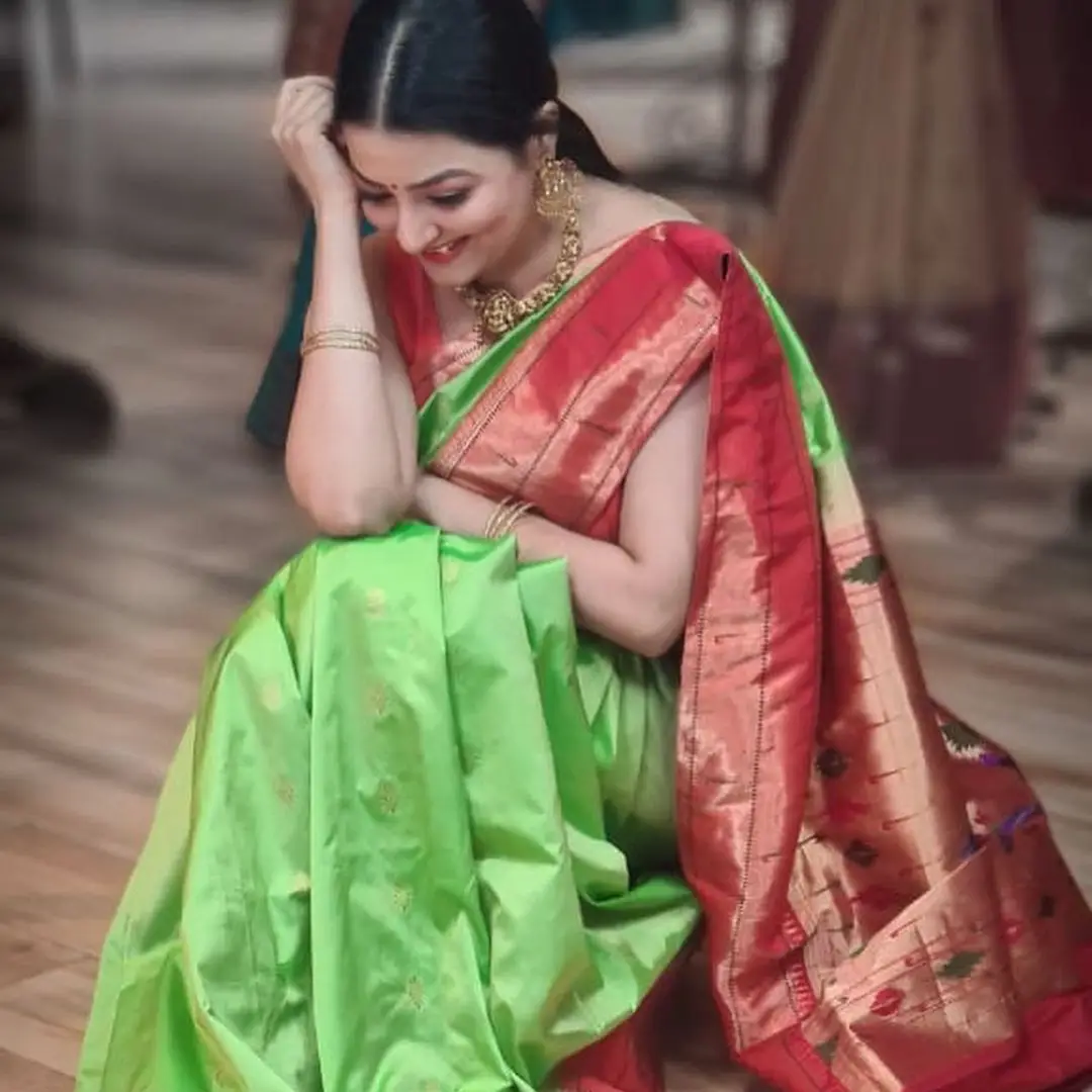 ETV Abhiruchi Madhuri Kandavalli In Traditional Green Saree Red Blouse